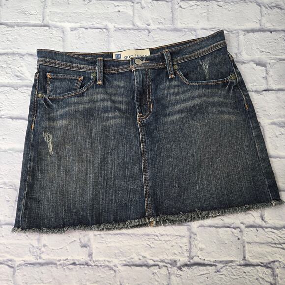 Gap Women's Distressed Denim Frayed Hem Skirt size 10 - Picture 2 of 11